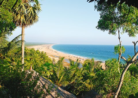 Herrlicher Ausblick von Nikkis Nest auf das blaue Meer