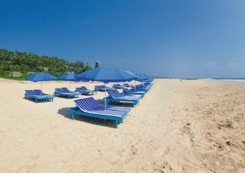 Während Ihrer Ayurvedakur im Manaltheeram lohnt sich ein entspannter Spaziergang entlang des Sandstrandes