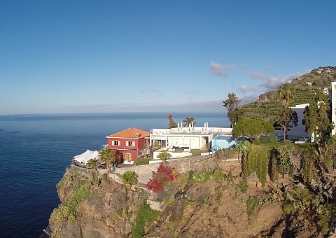 Die besondere Lage auf der Steilküste Madeiras verleiht dem Hotel Estalagem besonderen Charme