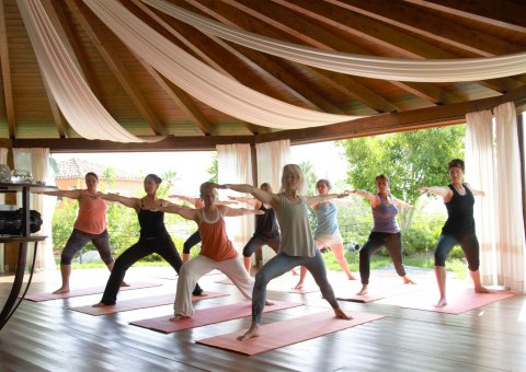 Im Hotel Galanias üben Sie gemeinsam mit Gleichgesinnten intensives Yoga. 