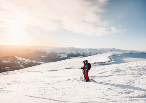 Skitouren durch die winterliche Landschaft